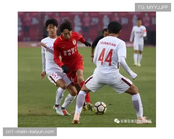 四川丰谷酒业攻防节奏完全失控 年轻球员经验严重不足 四川丰谷酒业攻防节奏完全失控 年轻球员经验严重不足